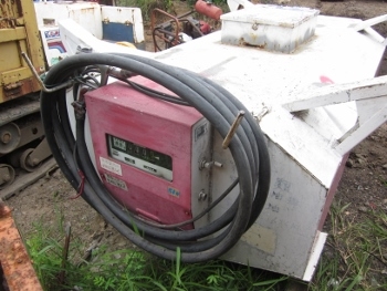 ขาย- แท๊งก์ / TANK น้ำมัน พร้อมหัวจ่าย แบบมีมิตเตอร์ มีขาตั้ง มือสองเก่าญี่ปุ่น สภาพยังดูดี