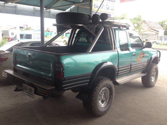 ขาย TOYOTA HILUX TIGER EXTRACAB SR5 3.0 turbo MT 4WD ปี1999