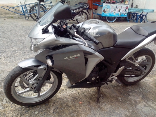 ขาย cbr250 abs และ cbr150i