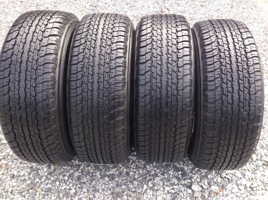 ขายแม็กฟอร์ดพร้อมยาง265/65R17  ขายทั้งชุด12500