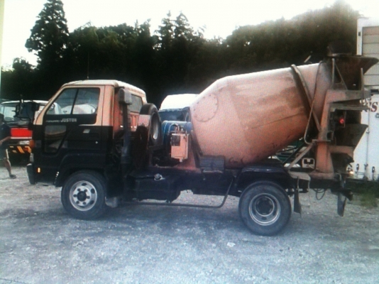 รถโม่ปูน เก่านอกแท้  ๆ  NRR 32   ระงับการขายชั่วคราว ครับ