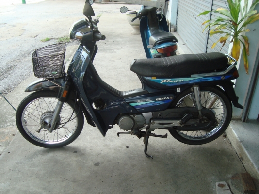 Wave 100 ,C700,C95,Dream คุรุส