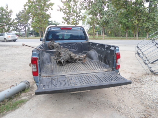 <<< ขายโครงเกียร์รถไถ เก่านอก  หน้า 6 เกียร์ หลัง 2 เกียร์ >>>