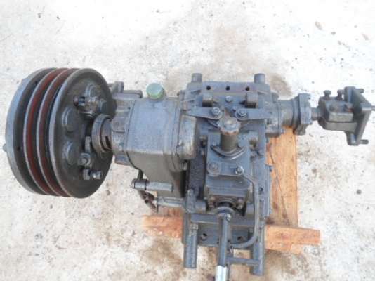 <<< ขายโครงเกียร์รถไถ เก่านอก  หน้า 6 เกียร์ หลัง 2 เกียร์ >>>