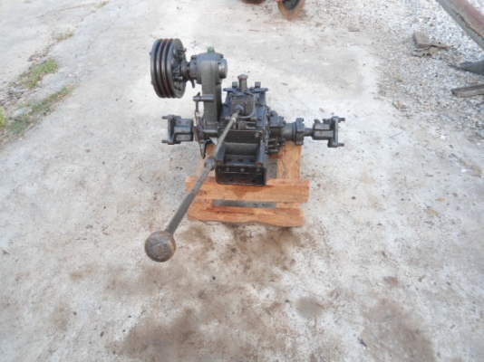 <<< ขายโครงเกียร์รถไถ เก่านอก  หน้า 6 เกียร์ หลัง 2 เกียร์ >>>