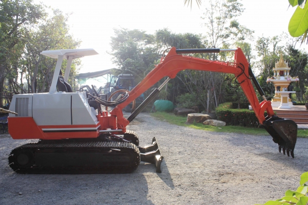 ขายรถแบคโฮ AIRMAN HM45SG-2 (เทียบเท่า KOMATSU PC45) นำเข้าจากญี่ปุ่นสภาพดี ติดต่อ 086-7757900