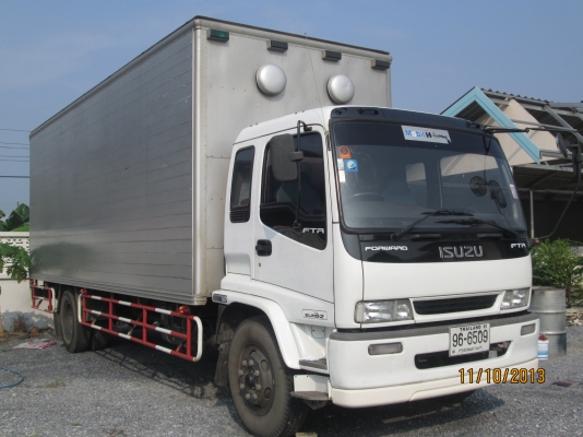ISUZU-P2เดทก้า-เครื่อง6HH1-7,20เมตร-ตู้3บานมีลิฟหลัง-มือ1ออกห้าง-