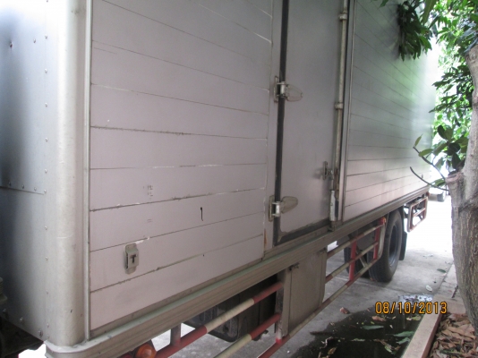 ISUZU-P2เดทก้า-เครื่อง6HH1-7,20เมตร-ตู้3บานมีลิฟหลัง-มือ1ออกห้าง-