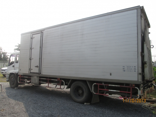 ISUZU-P2เดทก้า-เครื่อง6HH1-7,20เมตร-ตู้3บานมีลิฟหลัง-มือ1ออกห้าง-