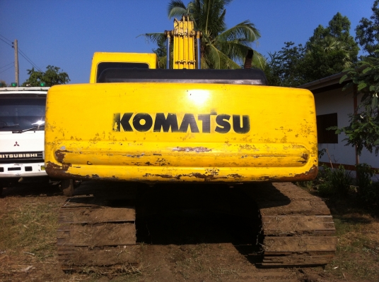 ขายรถแบคโฮ KOMATSU PC-200-6-813XX เล่มทะเบียน รถใช้งานอยู่