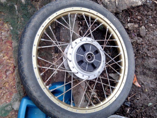 ขายอะไหล่ RXZ135 หลายรายการ หรือ ยกคัน ทะเบียนไม่โอน ขาด ขายอะไหล่ RXZ135 หลายรายการ หรือ ยกคัน ทะเบียนไม่โอน ขาด