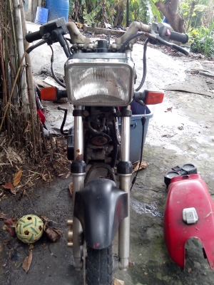 ขายอะไหล่ RXZ135 หลายรายการ หรือ ยกคัน ทะเบียนไม่โอน ขาด ขายอะไหล่ RXZ135 หลายรายการ หรือ ยกคัน ทะเบียนไม่โอน ขาด