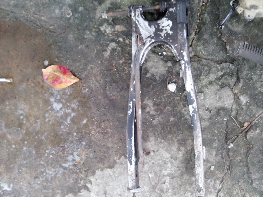 ขายอะไหล่ RXZ135 หลายรายการ หรือ ยกคัน ทะเบียนไม่โอน ขาด ขายอะไหล่ RXZ135 หลายรายการ หรือ ยกคัน ทะเบียนไม่โอน ขาด