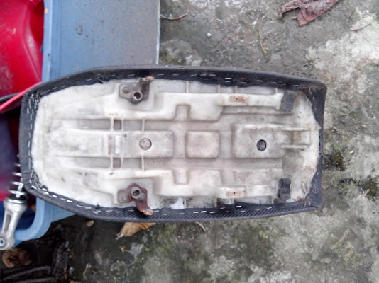 ขายอะไหล่ RXZ135 หลายรายการ หรือ ยกคัน ทะเบียนไม่โอน ขาด ขายอะไหล่ RXZ135 หลายรายการ หรือ ยกคัน ทะเบียนไม่โอน ขาด