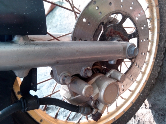 ขายอะไหล่ RXZ135 หลายรายการ หรือ ยกคัน ทะเบียนไม่โอน ขาด ขายอะไหล่ RXZ135 หลายรายการ หรือ ยกคัน ทะเบียนไม่โอน ขาด