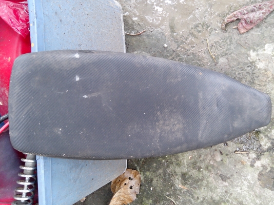 ขายอะไหล่ RXZ135 หลายรายการ หรือ ยกคัน ทะเบียนไม่โอน ขาด ขายอะไหล่ RXZ135 หลายรายการ หรือ ยกคัน ทะเบียนไม่โอน ขาด