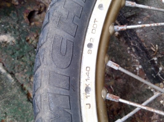 ขายอะไหล่ RXZ135 หลายรายการ หรือ ยกคัน ทะเบียนไม่โอน ขาด ขายอะไหล่ RXZ135 หลายรายการ หรือ ยกคัน ทะเบียนไม่โอน ขาด