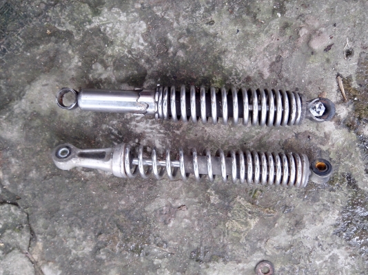 ขายอะไหล่ RXZ135 หลายรายการ หรือ ยกคัน ทะเบียนไม่โอน ขาด ขายอะไหล่ RXZ135 หลายรายการ หรือ ยกคัน ทะเบียนไม่โอน ขาด