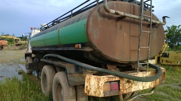 10ล้อบรรทุกน้ำ2เเพลาISUZU ร็อคกี้ 210 แรง คัสซีใหญ่...สภาพใช้งานอยู่... 10ล้อบรรทุกน้ำ2เเพลาISUZU ร็อคกี้ 210 แรง คัสซีใหญ่...สภาพใช้งานอยู่...