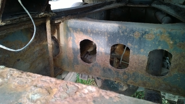 10ล้อบรรทุกน้ำ2เเพลาISUZU ร็อคกี้ 210 แรง คัสซีใหญ่...สภาพใช้งานอยู่... 10ล้อบรรทุกน้ำ2เเพลาISUZU ร็อคกี้ 210 แรง คัสซีใหญ่...สภาพใช้งานอยู่...