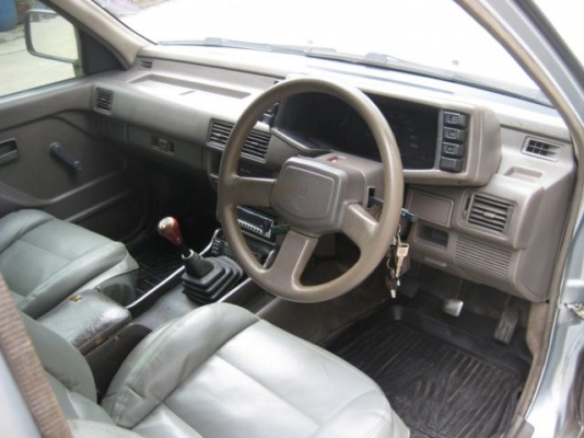 ISUZU TFR VAN ปี 93 มังกรทอง ISUZU TFR VAN ปี 93 มังกรทอง