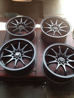 ขาย ล้อCE28 ขอบ18 5/114  กว้าง8.5-9.5 1ชุด ไหม่มาก ถูกๆครับ