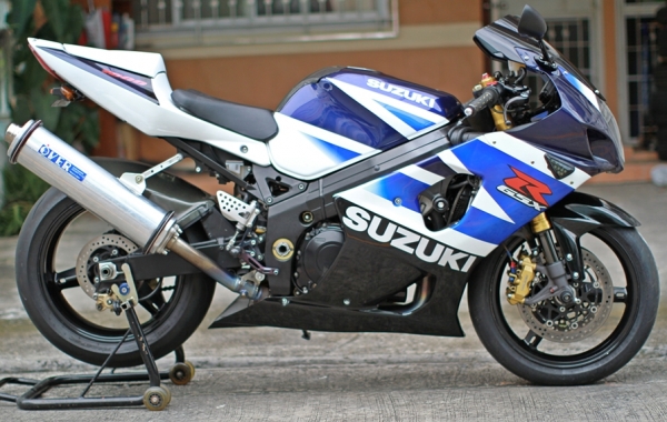 ขาย GSXR1000 ปี2004 อินวอย เพิ่งประกอบ รถสวย เครื่องสดมาก