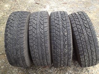 ขายยาง YOKOHAMA GEOLANDAR AT/S  30-9.5-15  ปี10 ดอกเต็ม ครับ