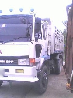 รถมิตซู 10 ล้อดั้ม FN527 - TF 220 แรงม้า ( มีเทอร์โบ )  สนใจติดต่อ 081 - 6079515