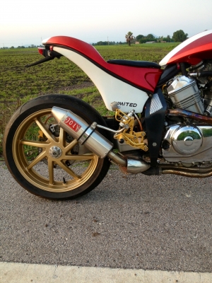 Honda 400