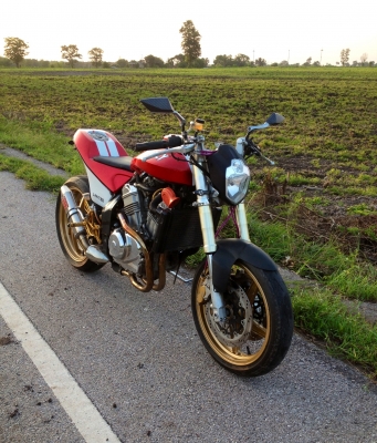 Honda 400