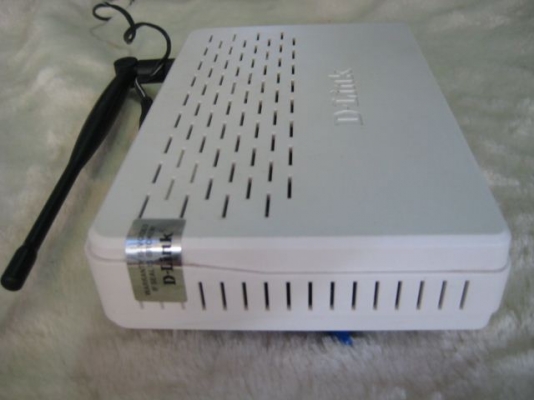 ขาย wireless Router D-Link DSL-G604T adsl 4 port ครบทุกอย่างในตัวเดียว มือสองใช้งานปกติ เป็น All in one คือมีทั้ง Modem ADSL + HUB 4 Port + Wireless พร้อมอะแดปเตอร์ ราคา 450 พร้อมส่ง ขาย wireless Router D-Link DSL-G604T adsl 4 port ครบทุกอย่างในตัวเดียว มือสองใช้งานปกติ เป็น All in one คือมีทั้ง Modem ADSL + HUB 4 Port + Wireless พร้อมอะแดปเตอร์ ราคา 450 พร้อมส่ง