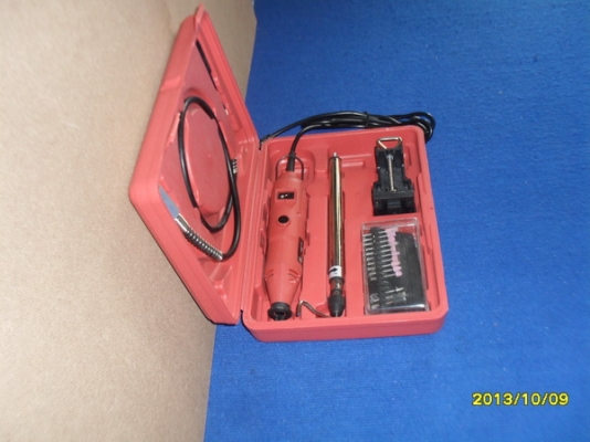 ขายสว่านมือ CLINTON ขนาด 3.2 มิล ปรับความเร็วได้ พร้อมสาย,ที่แขวน และดอกสว่าน .ใช้ไฟฟ220 volt