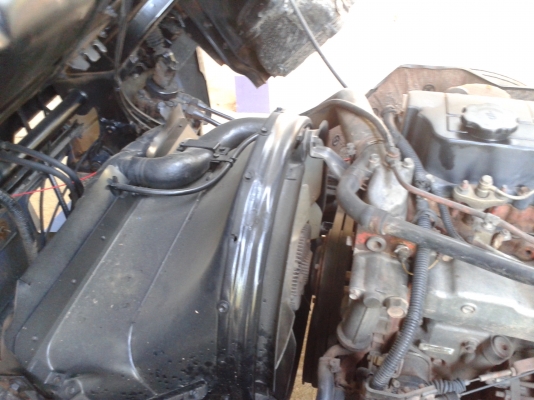 ISUZU NRR 195