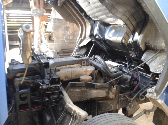 ISUZU NRR 195