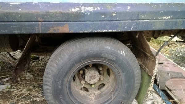 6ล้อรั้วเหล็ก ISUZU NPR 115แรง จอดไว้นานไม่ได้ใช้.รถสภาพยังสวย..ยังใช้งานได้อยู่.... 6ล้อรั้วเหล็ก ISUZU NPR 115แรง จอดไว้นานไม่ได้ใช้.รถสภาพยังสวย..ยังใช้งานได้อยู่....