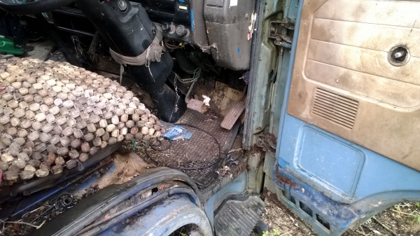 6ล้อรั้วเหล็ก ISUZU NPR 115แรง จอดไว้นานไม่ได้ใช้.รถสภาพยังสวย..ยังใช้งานได้อยู่.... 6ล้อรั้วเหล็ก ISUZU NPR 115แรง จอดไว้นานไม่ได้ใช้.รถสภาพยังสวย..ยังใช้งานได้อยู่....