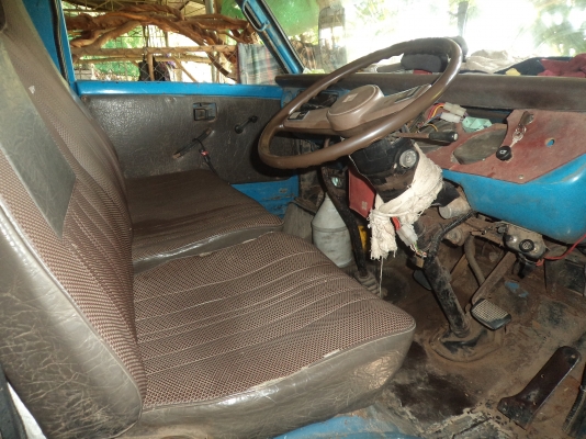 ขายรถอีซูซุ6ล้อช่วงสันเครื่อง85แรง สภาพดีพร้อมใช้งานคับ