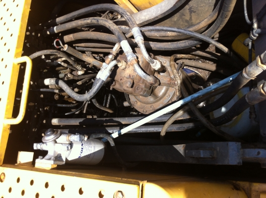 ขายรถแบคโฮ VOLVO EC210B.LC เอกสารเล่มทะเบียน ไฟฟ้าเต็ม พร้อมขาย ราคาย้อมๆ สนใจโทรเลย