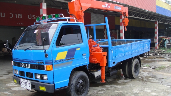 ISUZU NKR เครนTADANO ดาวน์45000ผ่อน12900/36เดือน