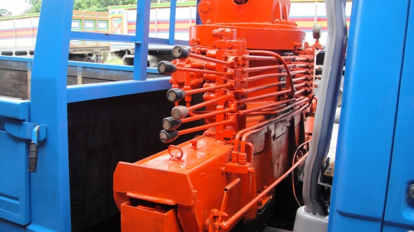 ISUZU NKR เครนTADANO ดาวน์45000ผ่อน12900/36เดือน