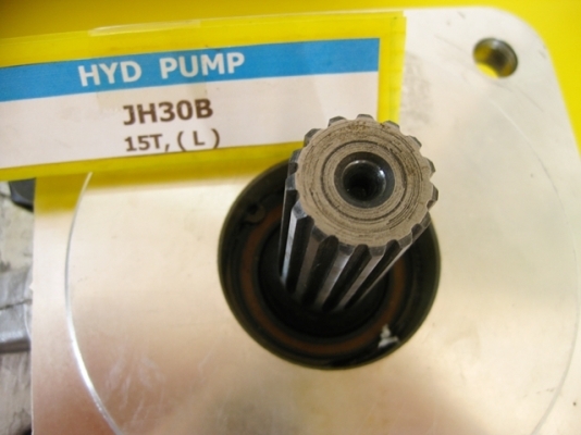 PUMP HYD JH30B (15 Teeth) ซีเรียลสูง (2x,xxx บาท)