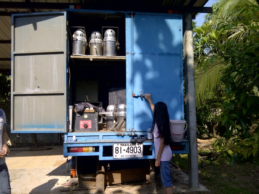 ขายรถสีล้อ สภาพดี มีเล่มทะเบียน