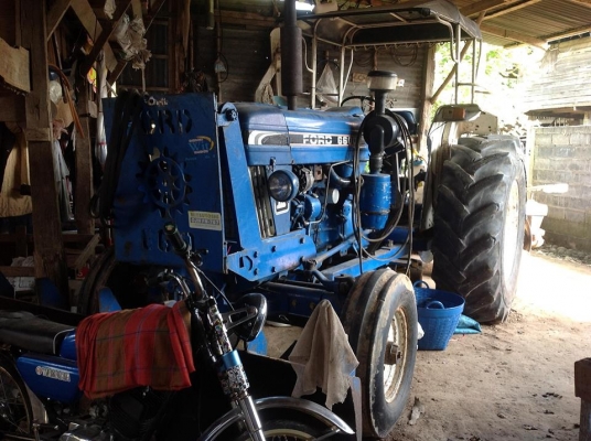 ขายรถไถ Ford 6600 แท้เต็มตัว มีเล่มทะเบียน ลดราคา 395,000 ขายรถไถ Ford 6600 แท้เต็มตัว มีเล่มทะเบียน ลดราคา 395,000