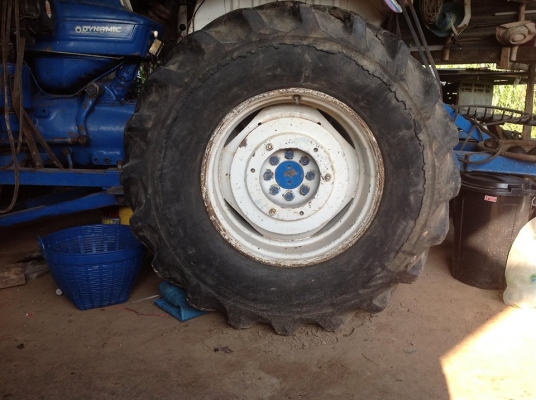 ขายรถไถ Ford 6600 แท้เต็มตัว มีเล่มทะเบียน ลดราคา 395,000 ขายรถไถ Ford 6600 แท้เต็มตัว มีเล่มทะเบียน ลดราคา 395,000