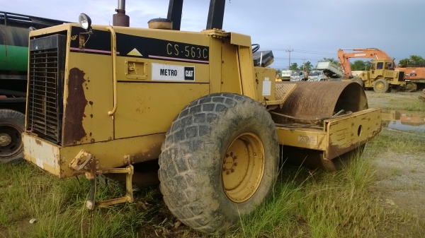 รถบดCAT CS563C 2เพลาสั่นสะเทือน พร้อมใช้ เล่มพร้อม รถบดCAT CS563C 2เพลาสั่นสะเทือน พร้อมใช้ เล่มพร้อม
