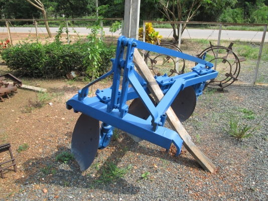 ขายผาน   3   รถไถฟอร์ด หรือรุ่นใกล้เคียง   เหล็กหนามากๆ