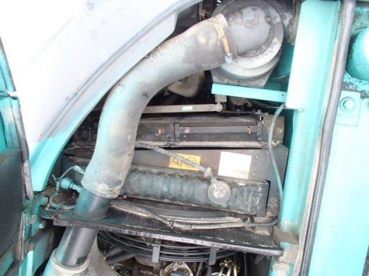 ขายรถขุด KOBELCO SK135SR-1E sn:YY02-03006 Yr.2002,Hr.6857 ,เก๋งสวย บอร์ดี้ไม่ช้ำ สภาพดีมากครับ เต็มทุกอย่าง ราคาไม่สูงครับโทรมานะ 085-9049669