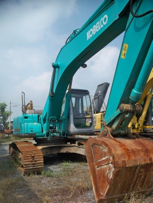 ฮั้วเฮงหลี อินเตอร์เทรด   แหล่งรวมรถมือสองที่ใหญ่ที่สุดในประเทศไทย