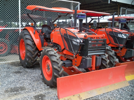 ฮั้วเฮงหลี อินเตอร์เทรด   แหล่งรวมรถมือสองที่ใหญ่ที่สุดในประเทศไทย